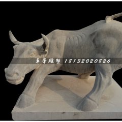 華爾街牛石雕，青石牛雕塑